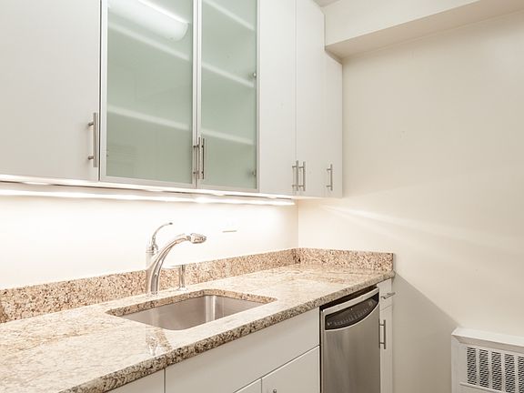 4th image of 55 W 14th St APT 2C