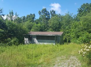 599 Harris Rd, Crossville, TN 38571