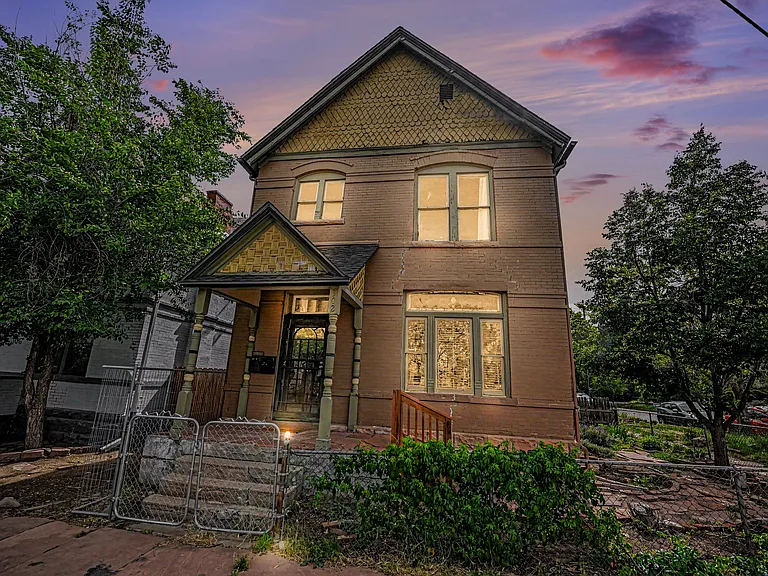 302 N Bannock St #B — Photo 2