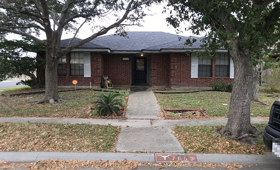 1st image of 7653 Clearbrook Dr