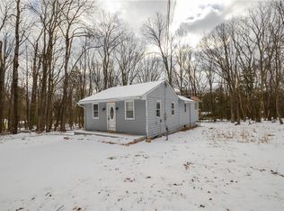 1108 Fir Rd, Effort, PA 18330