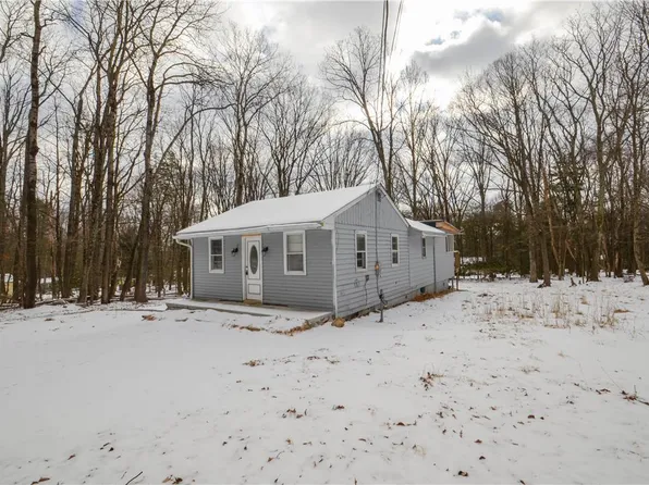 1108 Fir Rd, Effort, PA 18330