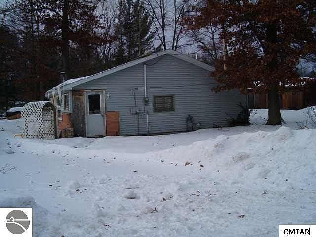 2nd image of 2255 W Cranberry Lake Rd