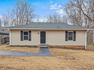 326 Millbank Rd, Wellford, SC 29385