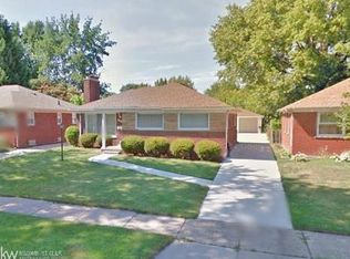 16415 Veronica Ave, Eastpointe, MI 48021