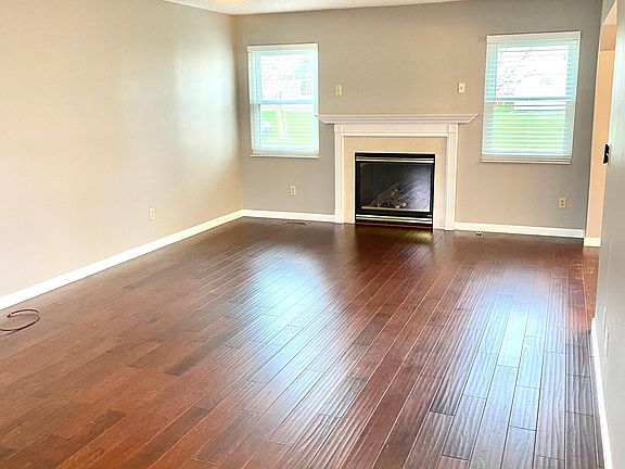 5th image of 5847 Windwood Ct