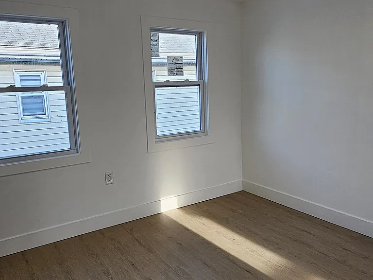 535 Washington St #3 — Photo 19