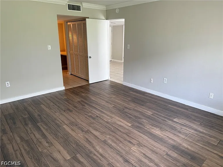 1830 Maravilla Ave #706 — Photo 8