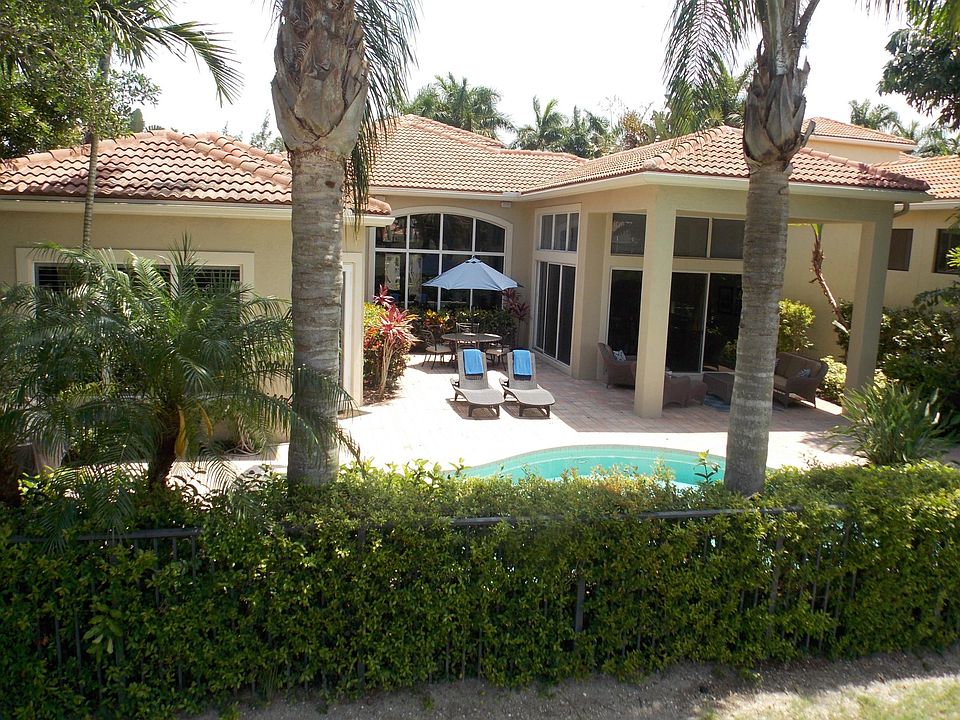 Private Retreat with Pool and Spa