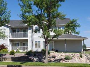 1634 Mapleton Ave, Bismarck, ND 58503