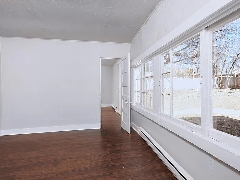 1118 E Platte Ave #B — Photo 10