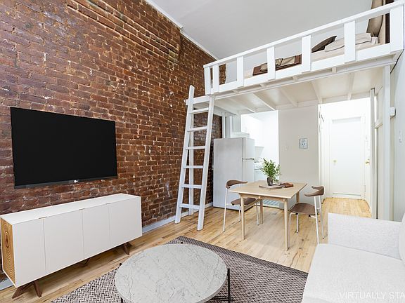 3rd image of 238 W 20th St APT 1B