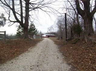 4463 N 775 E, Francisco, IN 47649
