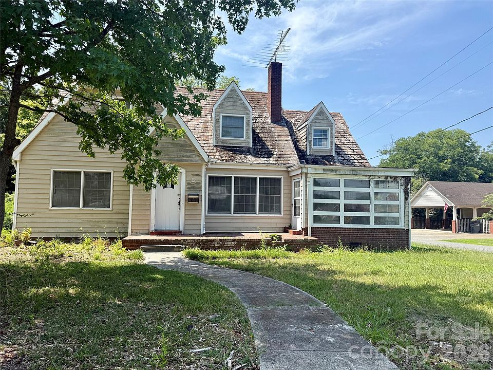 1st image of 1400 Central Dr