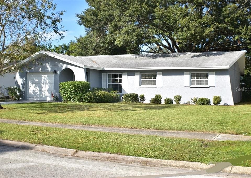 1st image of 1606 Greenwood Dr