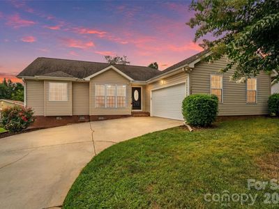 748 Chipmeadow Ln, York, SC, 29745