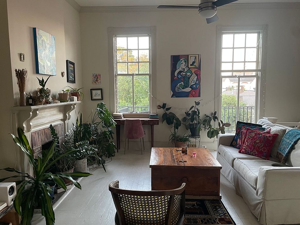 windows lead out to balcony overlooking pleasant street