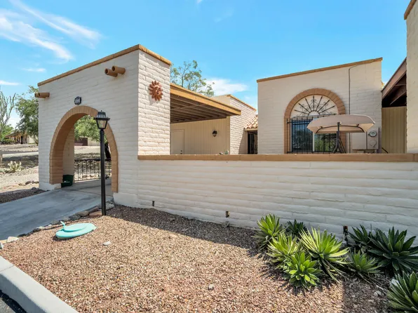 1043 W Calle Alhambra, Green Valley, AZ 85622