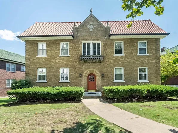 7728 Shirley Dr APT 1E, Saint Louis, MO 63105