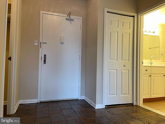 3rd image of 3701 S George Mason Dr Unit 2416N
