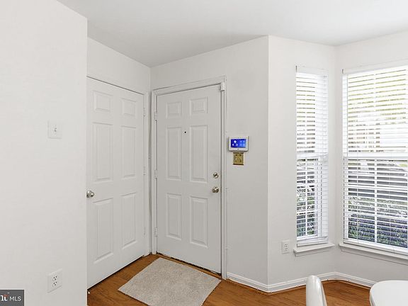 5th image of 9901 Greenspire Way #138