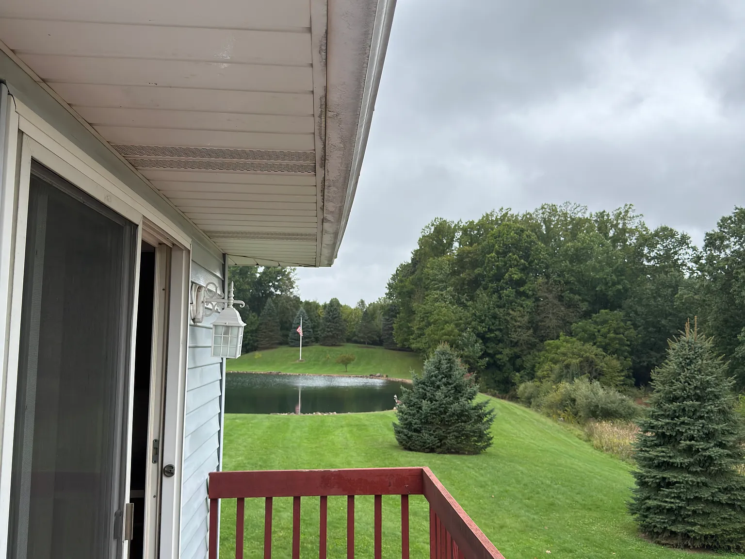 3 bed, 1400 sqft, $1,825 — Photo 3