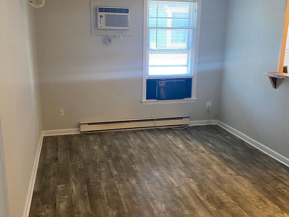 1st image of 716 Lee Ave APT C