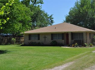 1506 Rymal Rd, Alvin, TX 77511