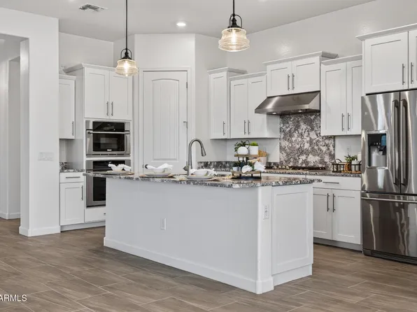 20652 W CLEARSTREAM Drive, Buckeye, AZ 85396