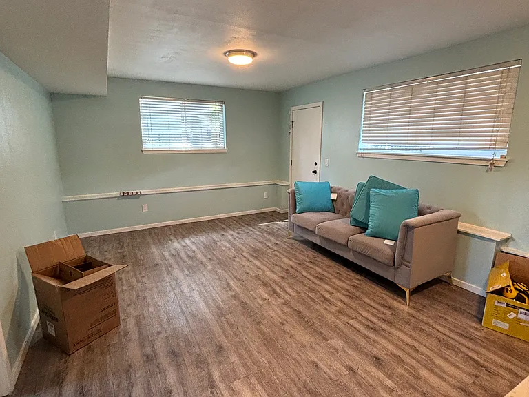 11726 Beacon Ave S — Photo 2