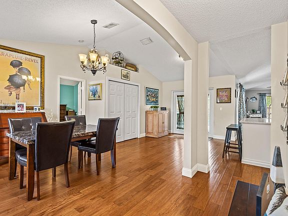 3rd image of 5939 NW Center Street