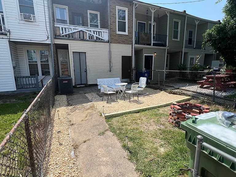 2622 Garrett Ave — Photo 13