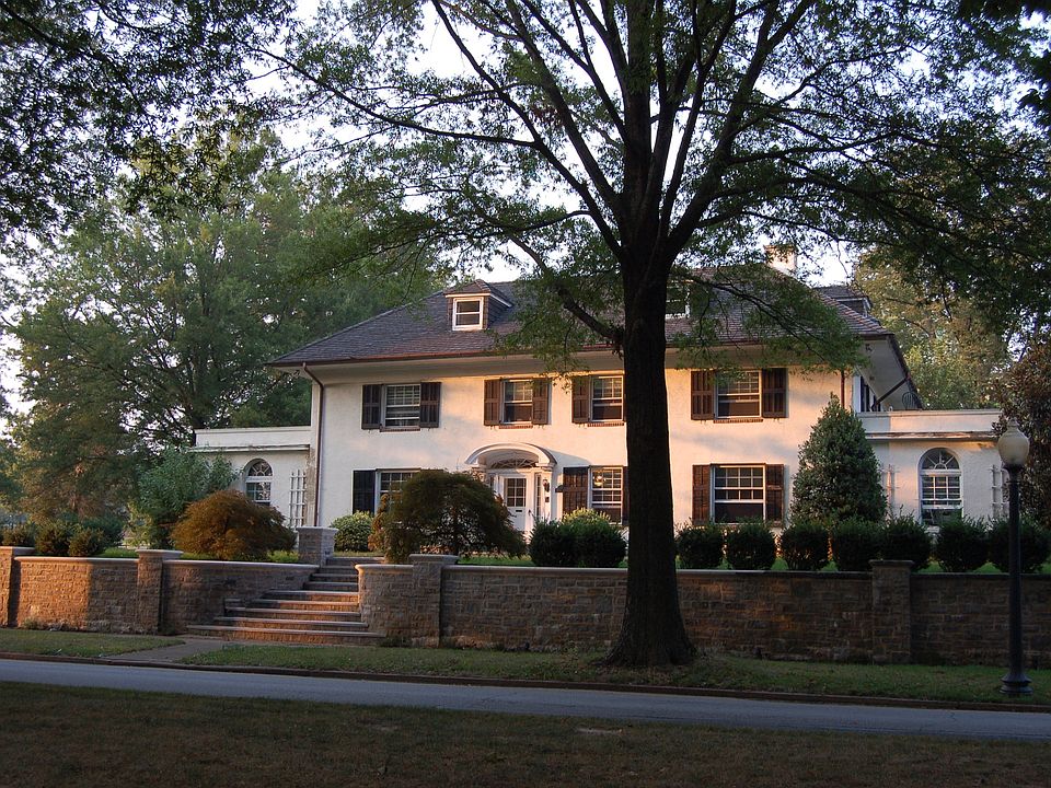 1st image of 1100 Greenhill Ave