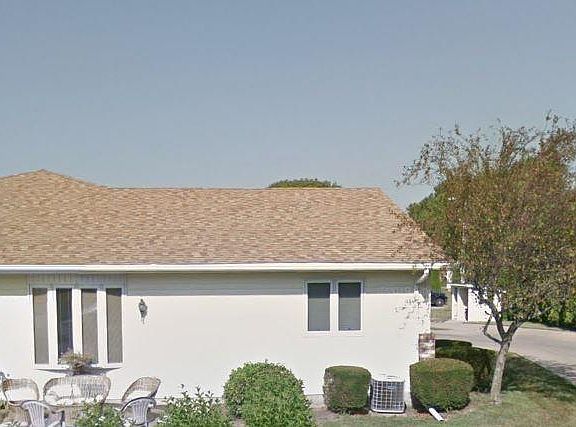 2nd image of 426 W South St APT 3
