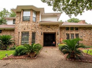 2237 Bolden Rd, Irving, TX 75060