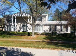 47380 Westlake Dr, Shelby Township, MI