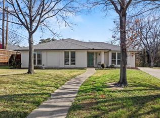 2040 Casa Loma Ct, Grapevine, TX 76051