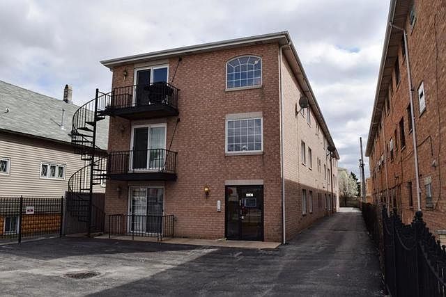 1st image of 6047 S Archer Ave Unit 1A