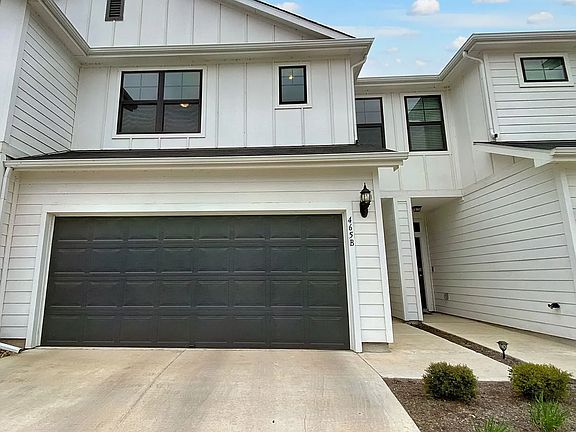 2nd image of 465 Fieldwood Dr Unit B