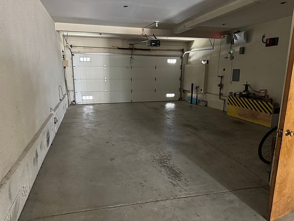 2nd image of 438 24th Ave APT 3