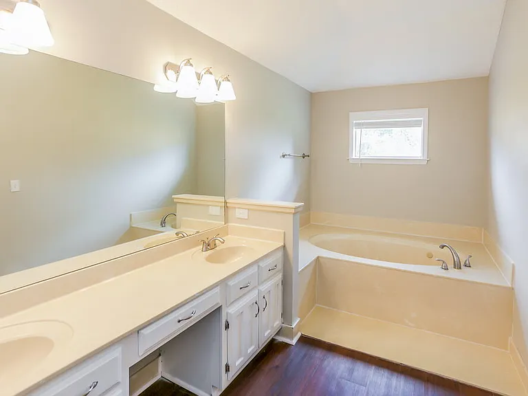 6743 Hare Run Ln — Photo 10