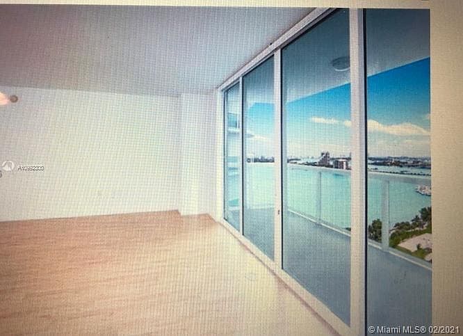 1st image of 1800 N Bayshore Dr APT 2411