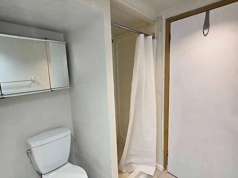 14 Richardson Dr #B — Photo 8