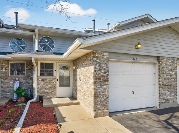 842 N Tamarac Blvd, Addison, IL 60101