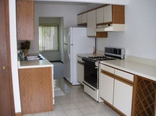 608 White Sands Bay, Roselle, IL 60172