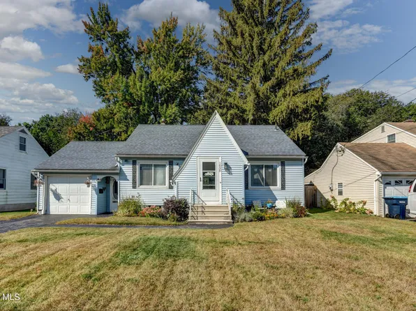 1030 Eugene Drive, Schenectady, NY 12303