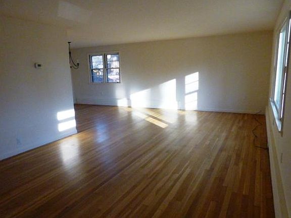 3rd image of 508 N Midland Ave