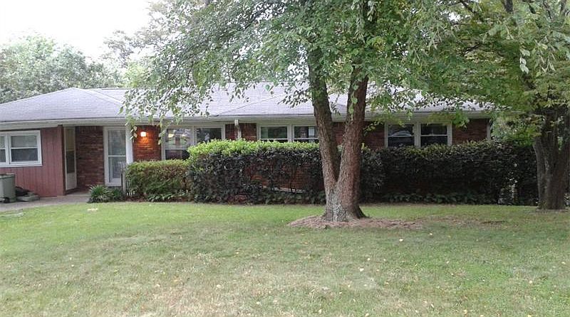 1st image of 2719 Belaire Cir