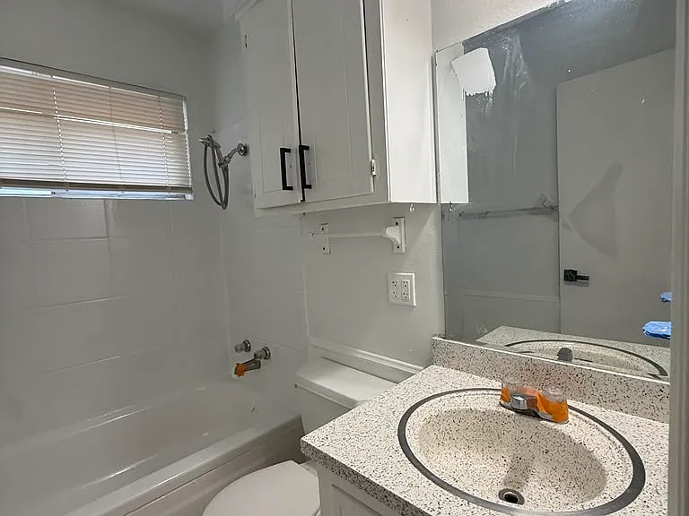 624 Lloyd Ave — Photo 11