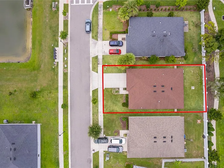2405 Bulrush Dr — Photo 2